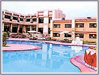 Hotel Clarks, Khajuraho Hotels
